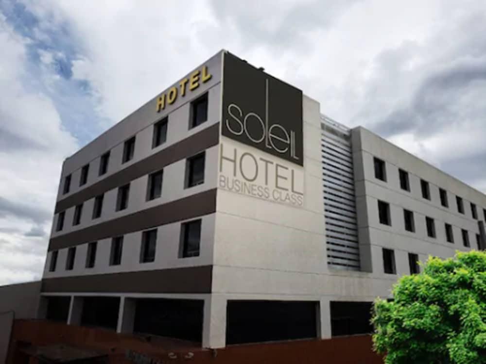 Hotel Soleil Business Class Celaya Celaya  Exteriör bild